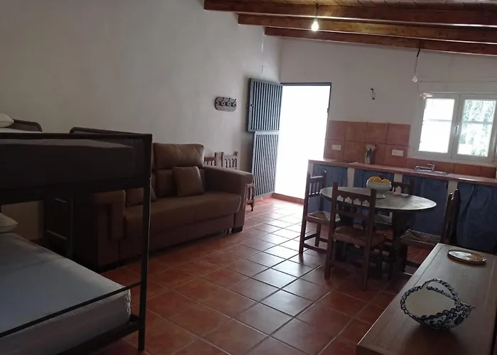 Adorable 1 Bedroom Holiday Home