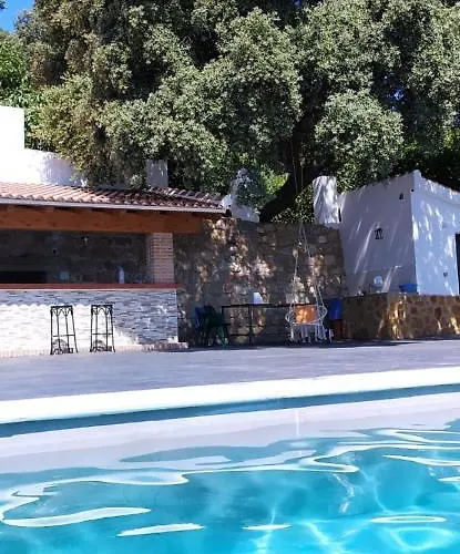 Adorable 1 Bedroom Holiday Home