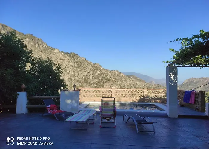 Adorable 1 Bedroom Holiday Home